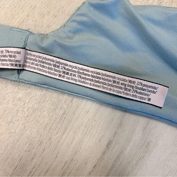 VS Body By Victoria No-Wire Lace Detail Heart Charm Bra / Soft Light Blue / 34DD - Picture 7 of 8